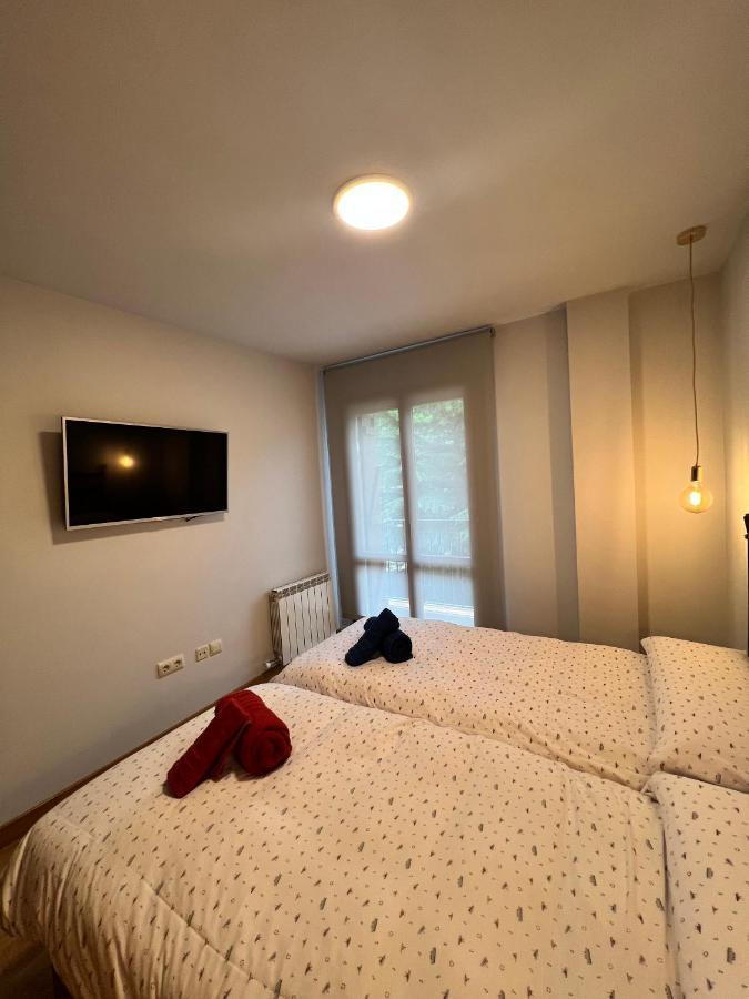 Apartament El Mirador De Cerler Benasque Zewnętrze zdjęcie